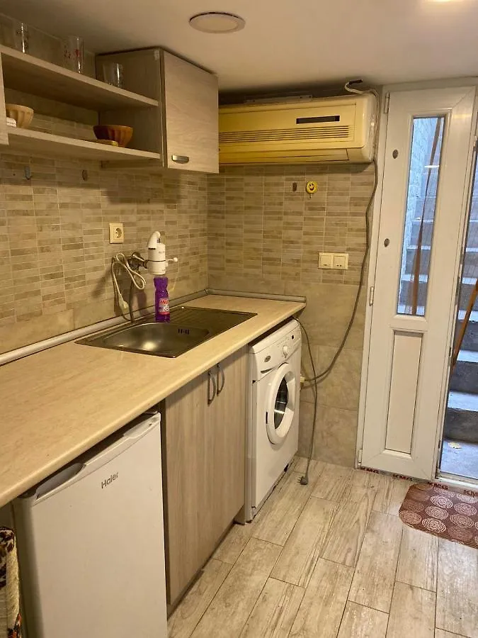 דירות וארנה Apartament 27 Uli