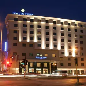 Golden Tulip וארנה